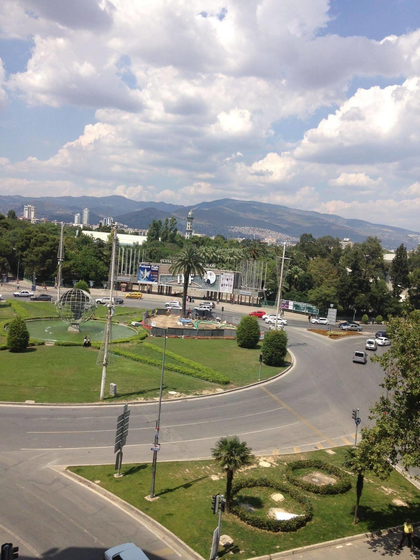 Caylan Hotel Izmir Exterior photo