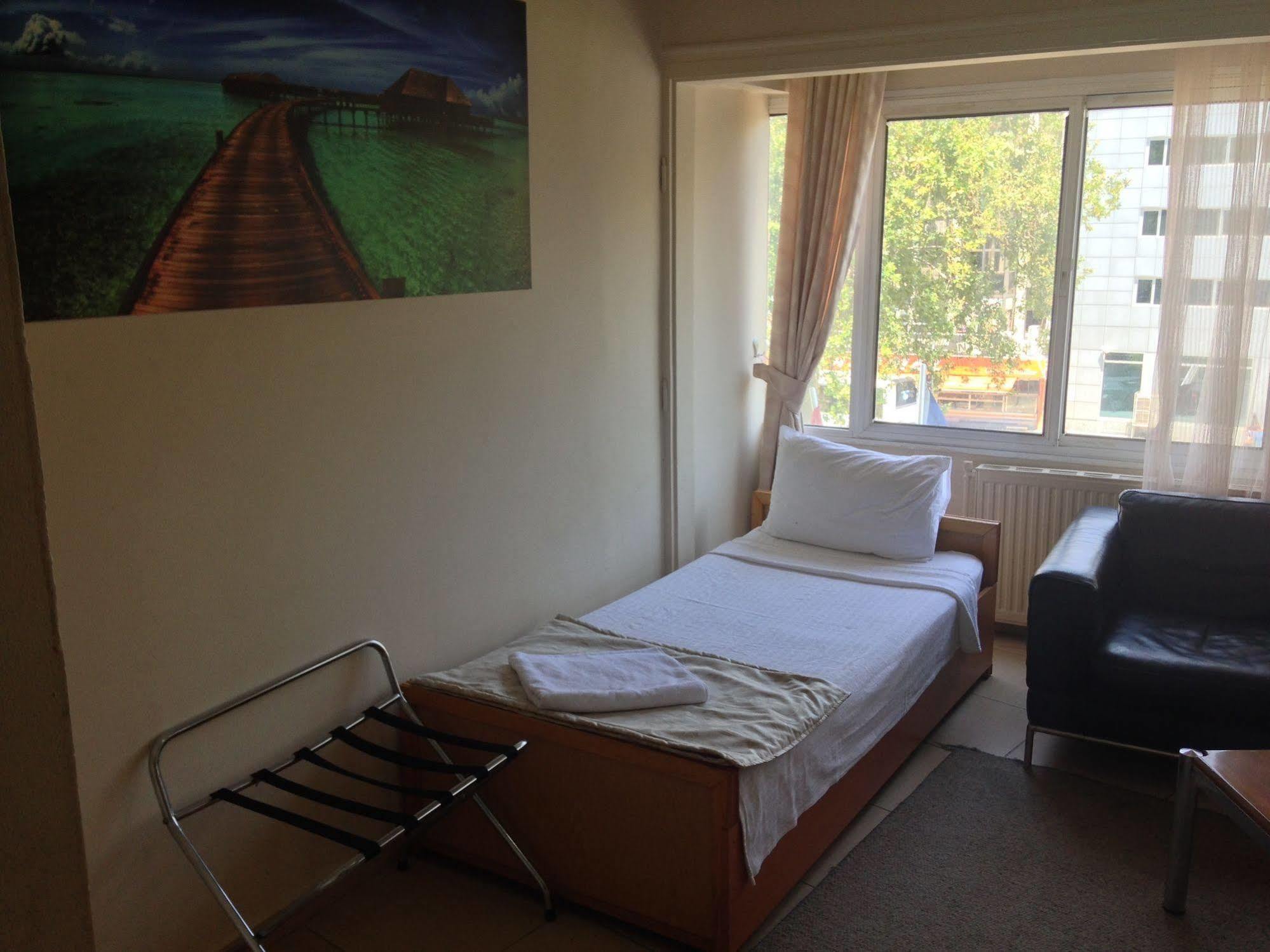 Caylan Hotel Izmir Exterior photo